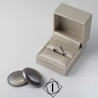 Verenički prsten ukrašen cirkonom