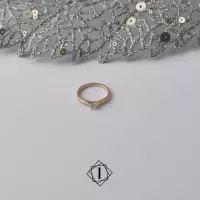 Verenički prsten od roze zlata sa cirkonom