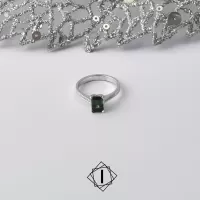 Verenički prsten sa brilijantima i zelenim turmalinom