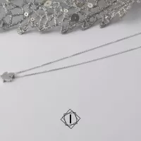 Zlatna ogrlica sa motivom anđela