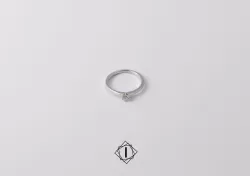 Brilijantski prsten od belog zlata