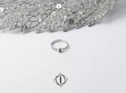 AKCIJA - Prsten sa plavim dijamantom i brilijantima