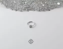 Verenički prsten sa brilijantima