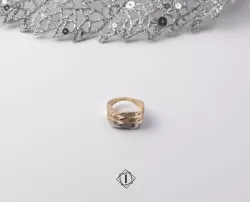 Prsten od žutog, belog i roze zlata