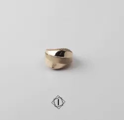 Masivni zlatni prsten