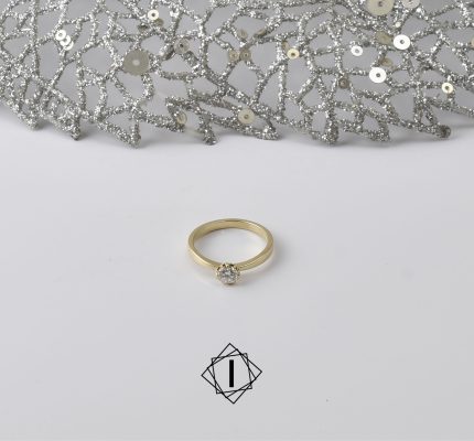 Zlatni verenički prsten