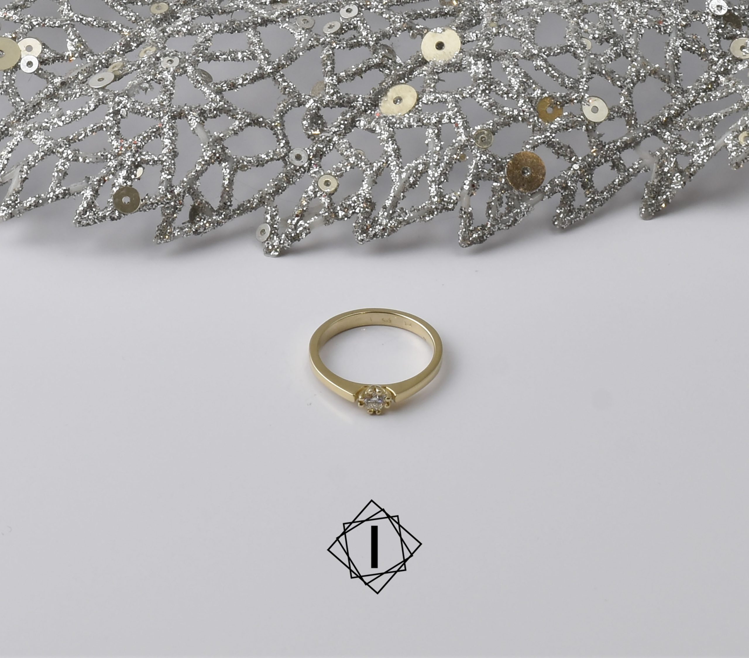 Zlatni verenički prsten