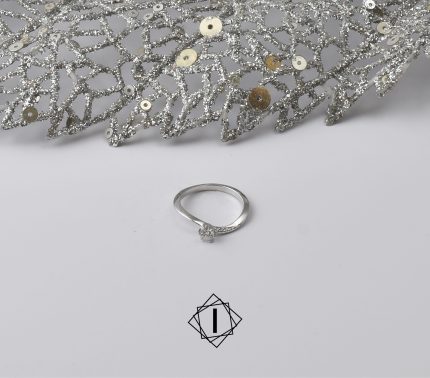 Engagement ring with diamonds