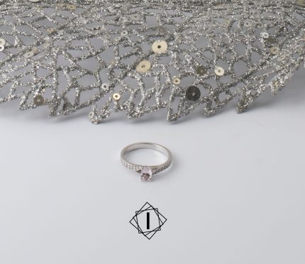 Prsten sa morganitom i brilijantima