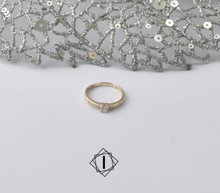 Elegantan verenički prsten