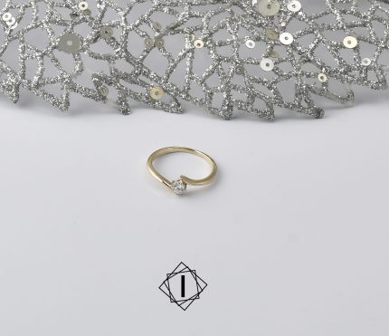 Verenički prsten sa dijamantom