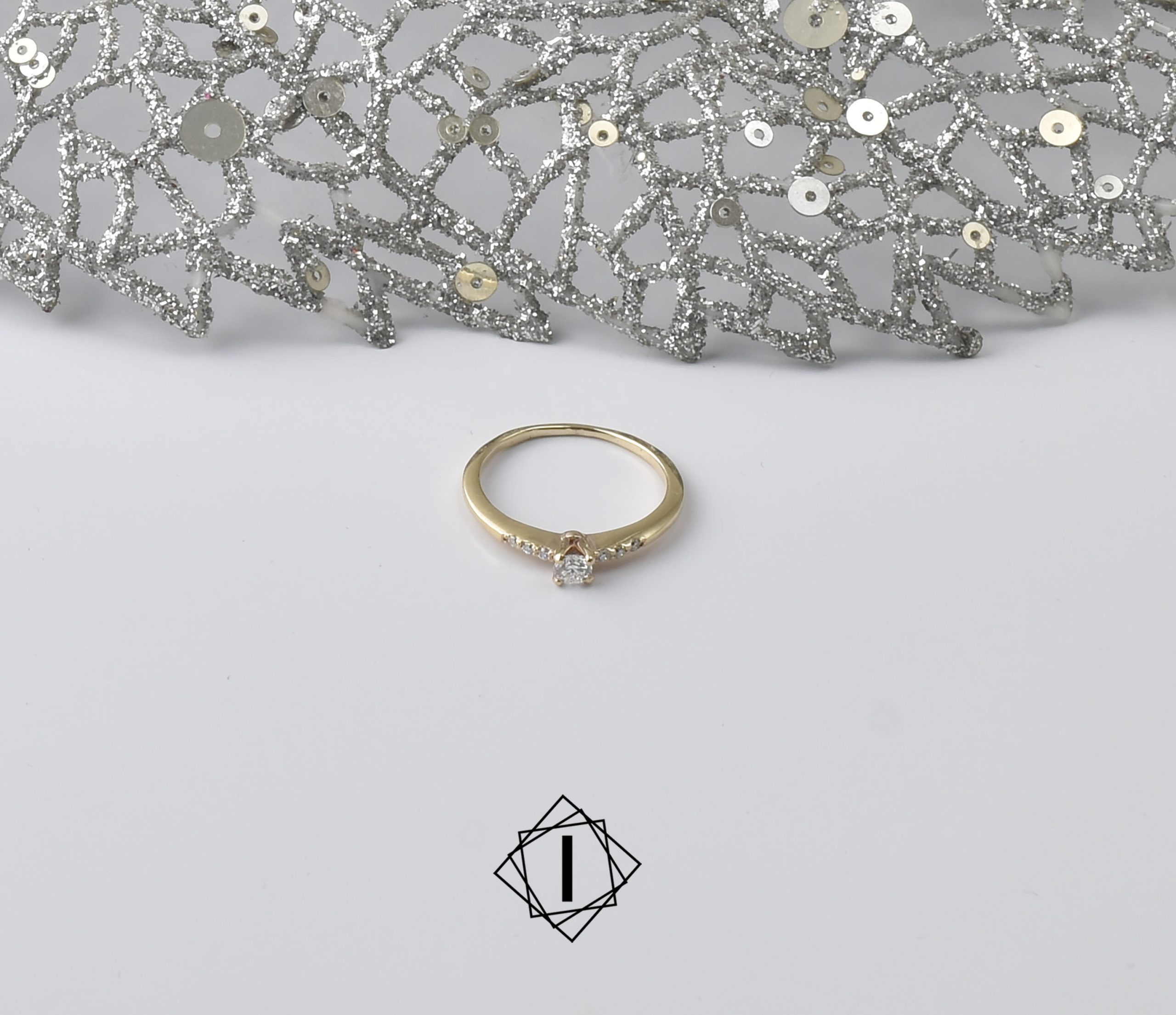 Verenički prsten sa dijamantima