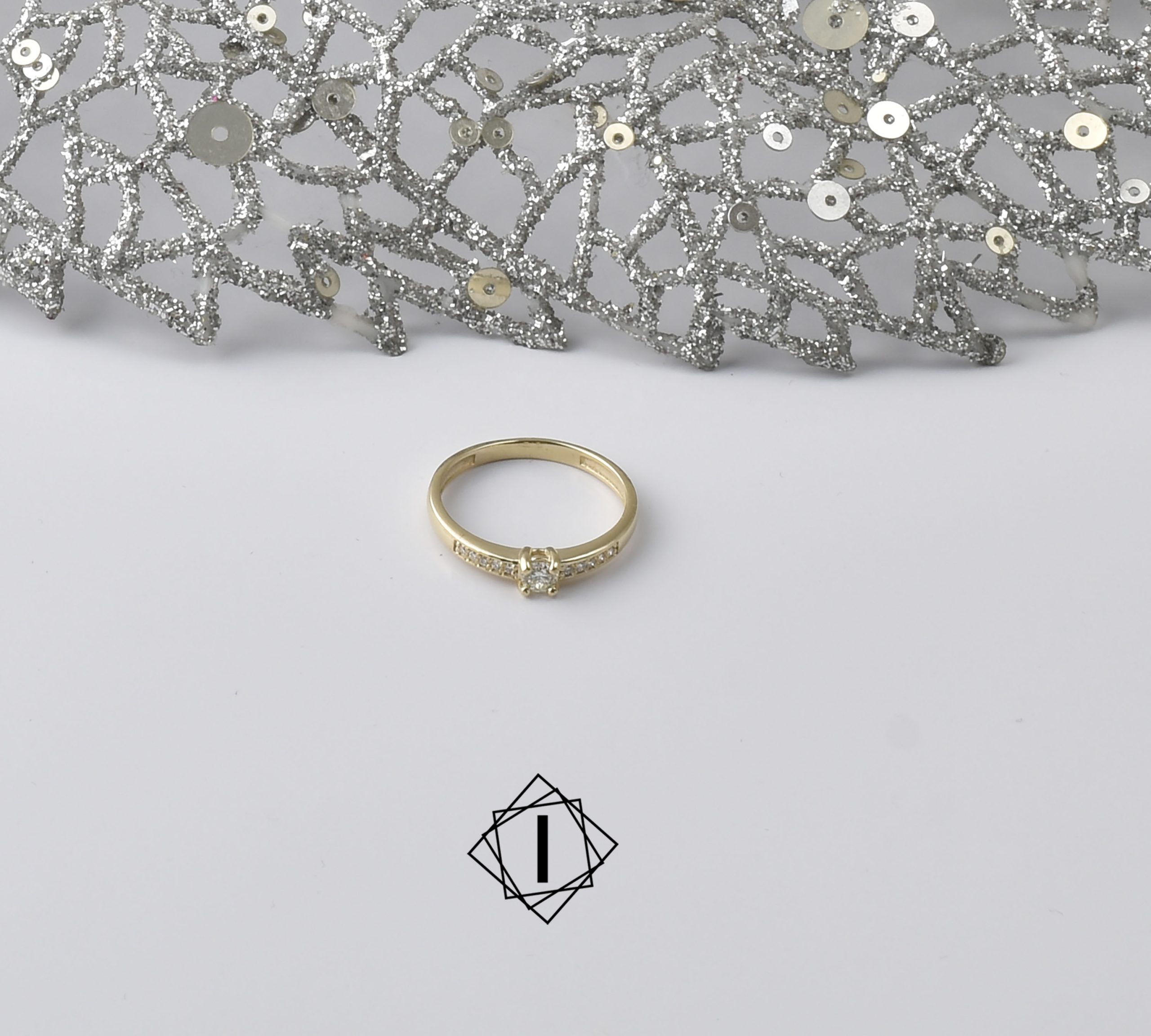 Engagement ring with diamonds