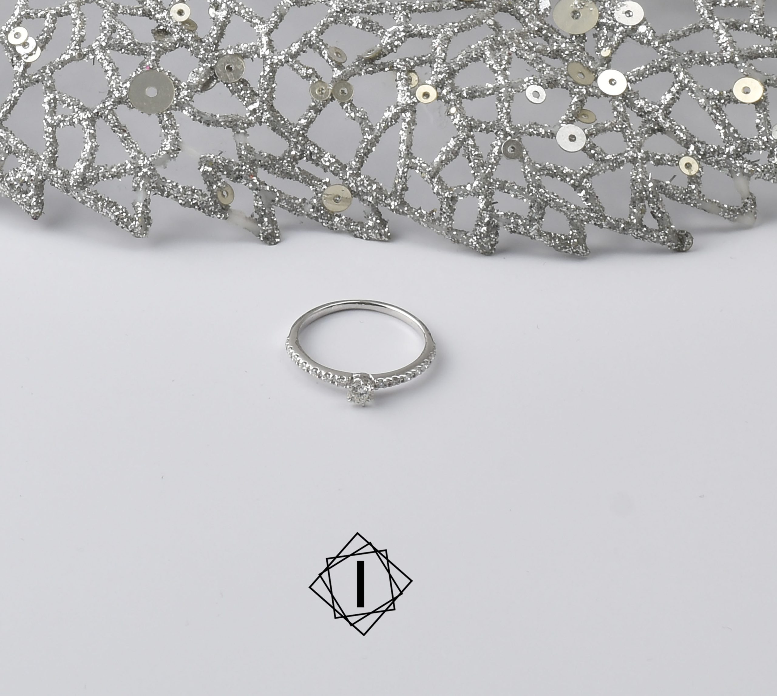 EKSTRA CENA - Verenički prsten sa dijamantima