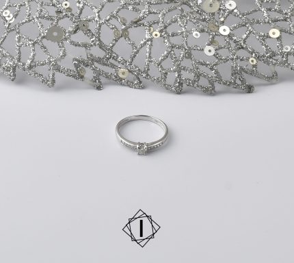 Engagement ring with diamonds