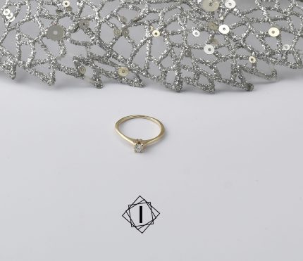 Klasičan verenički prsten