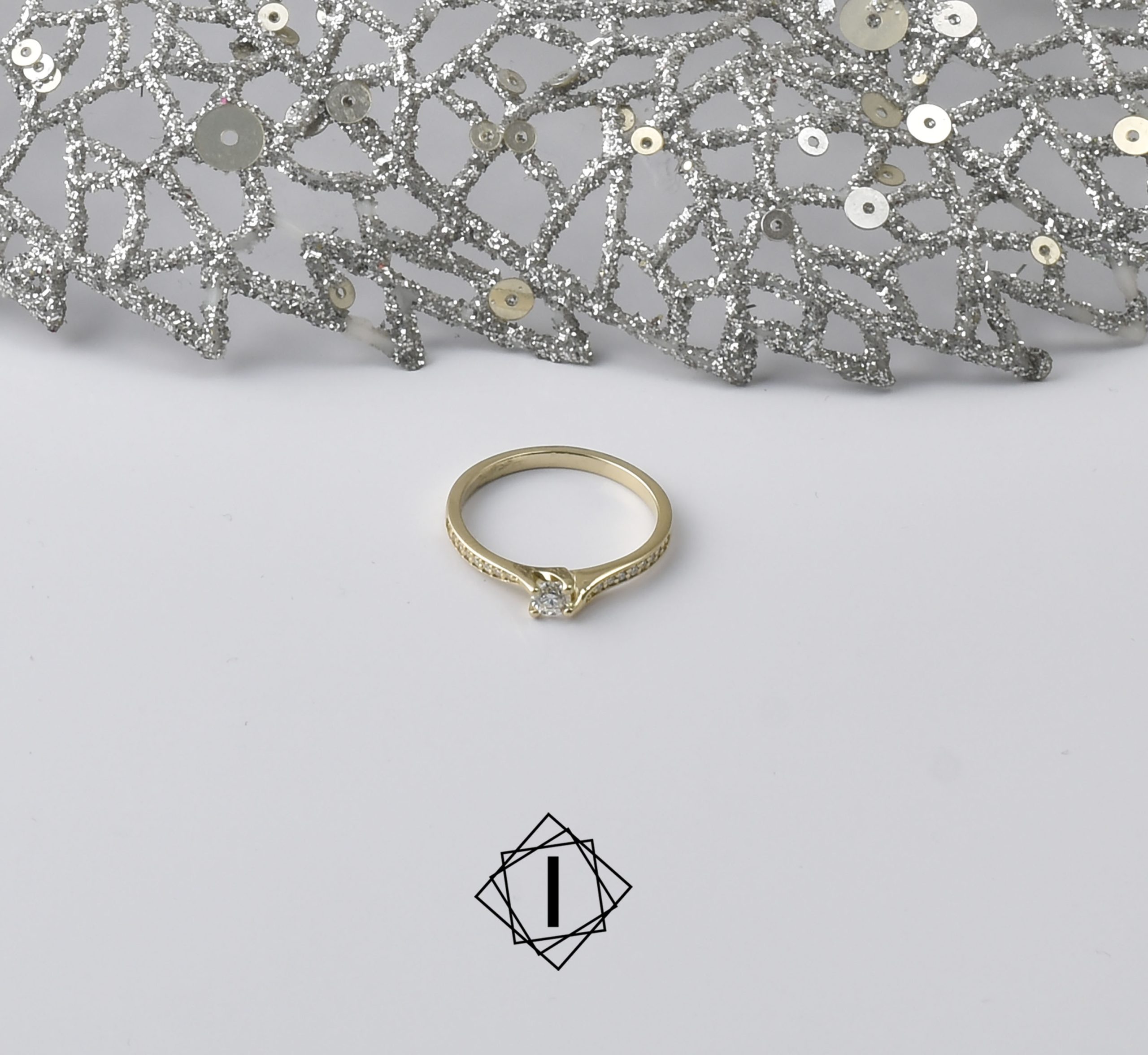 Engagement ring with diamonds