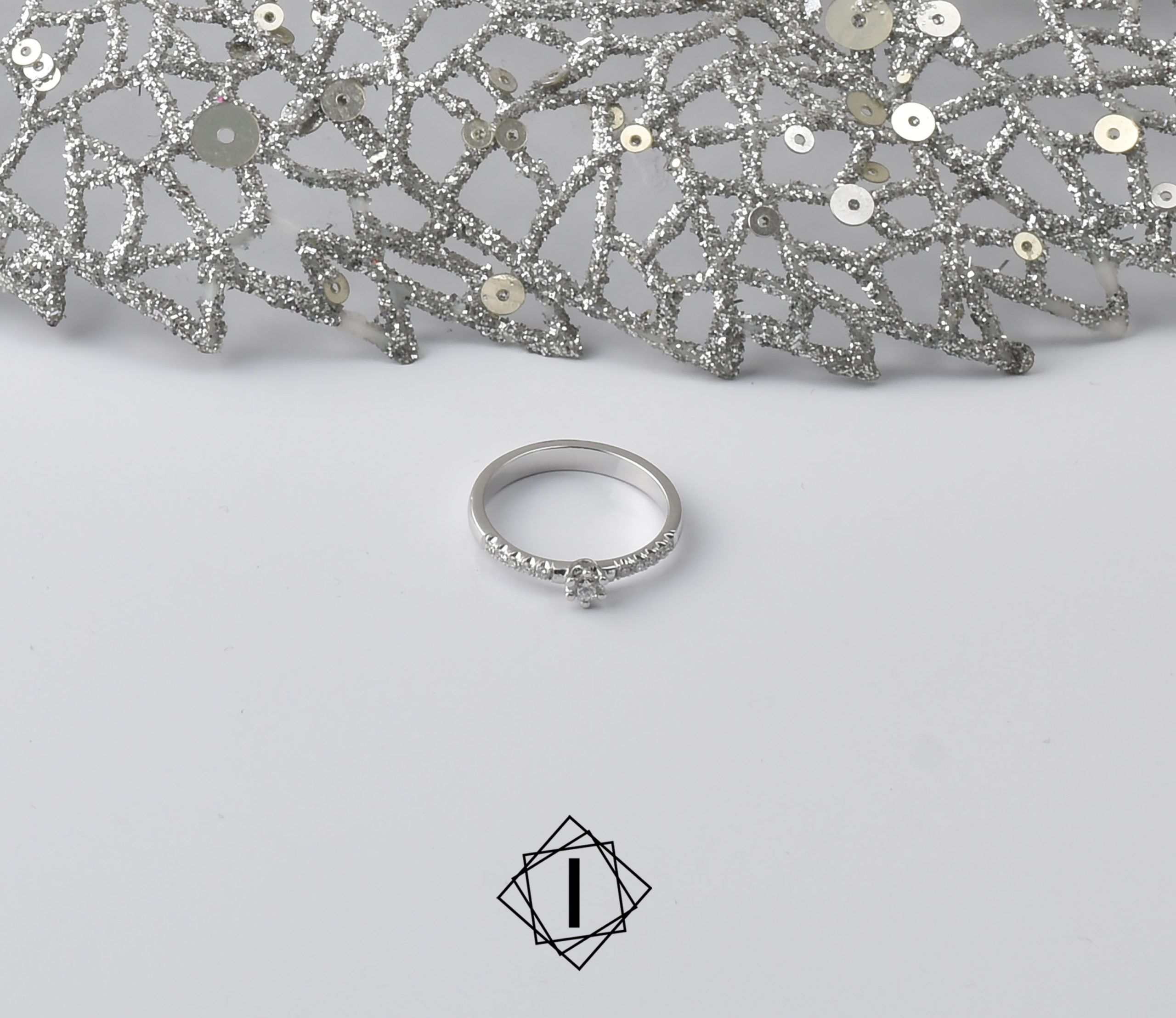 Verenički prsten sa dijamantima