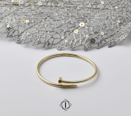 Solid gold bracelet